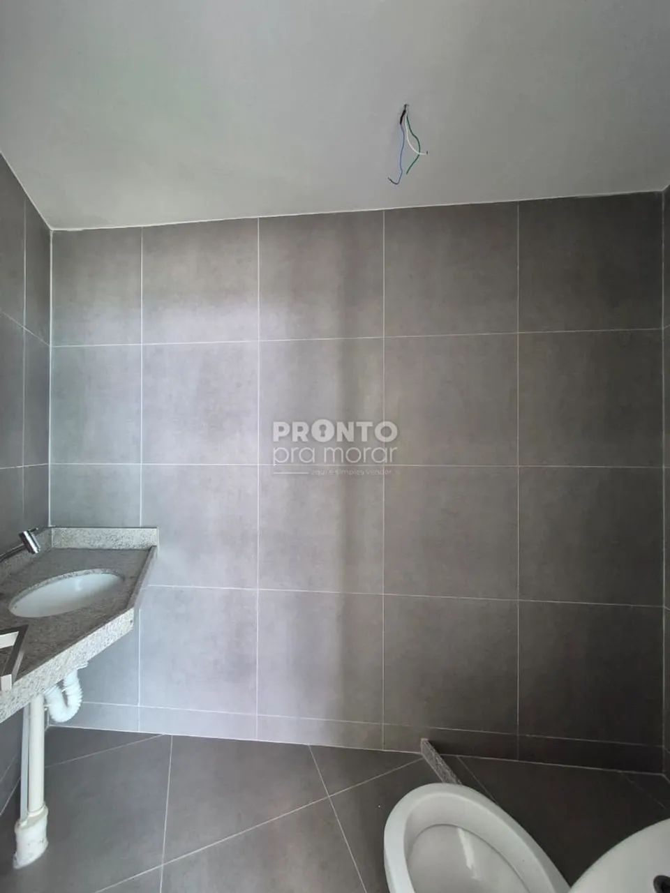 Apartamento com 2 quartos em Carneiros