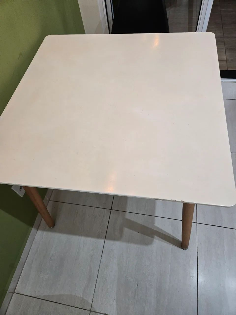Mesa exames de 90 cm branca quadrada - Foto 2