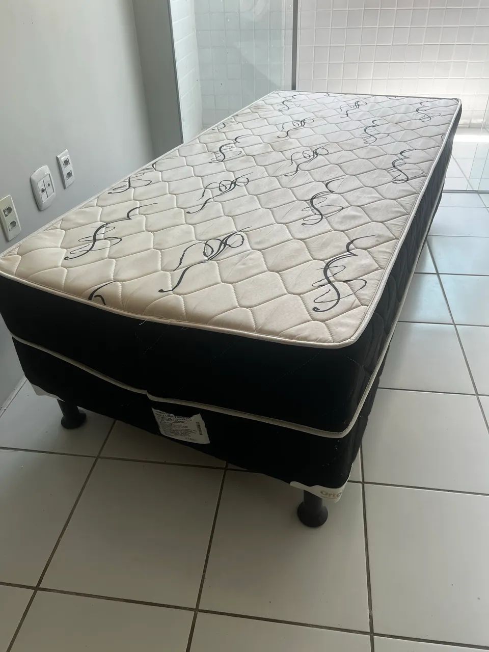 Cama Box