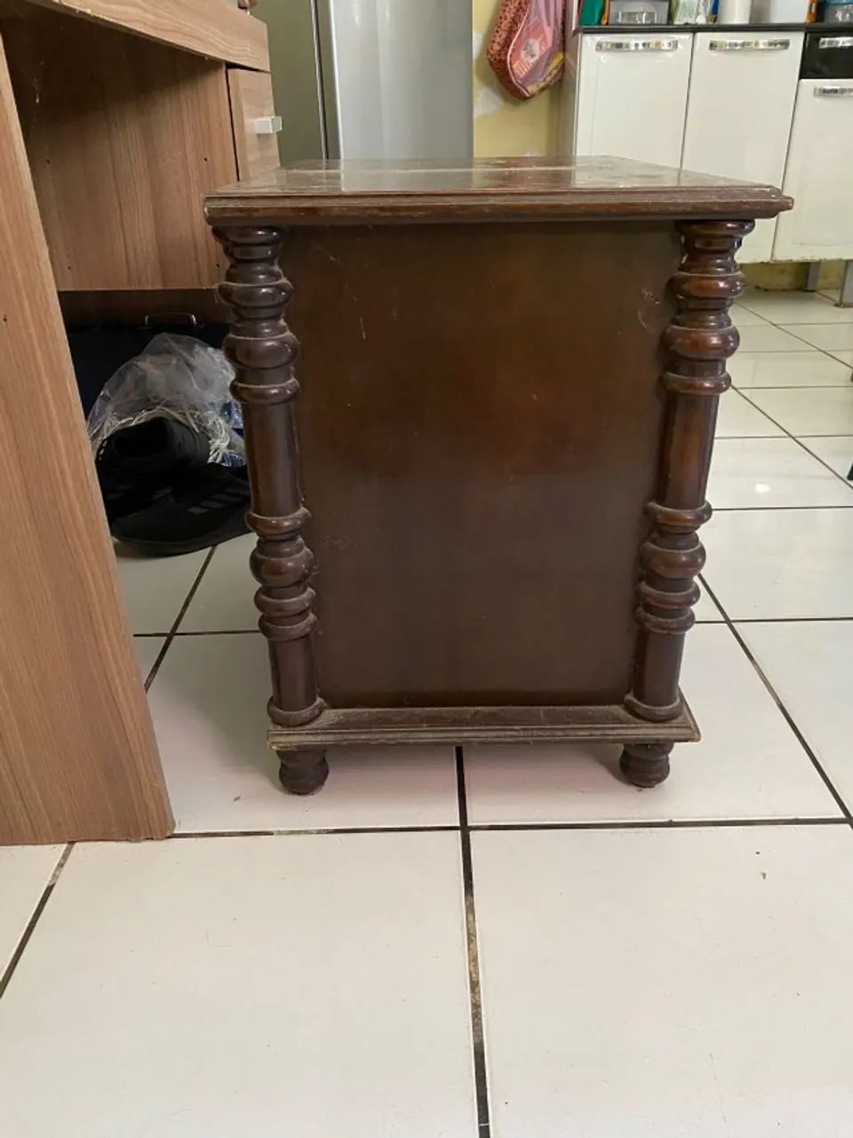 Criado mudo anos 60 com avaria  - Foto 5