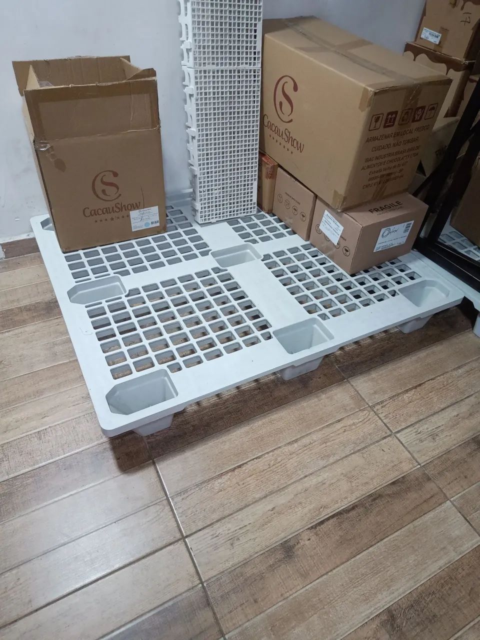 Palets para organizar áreas.