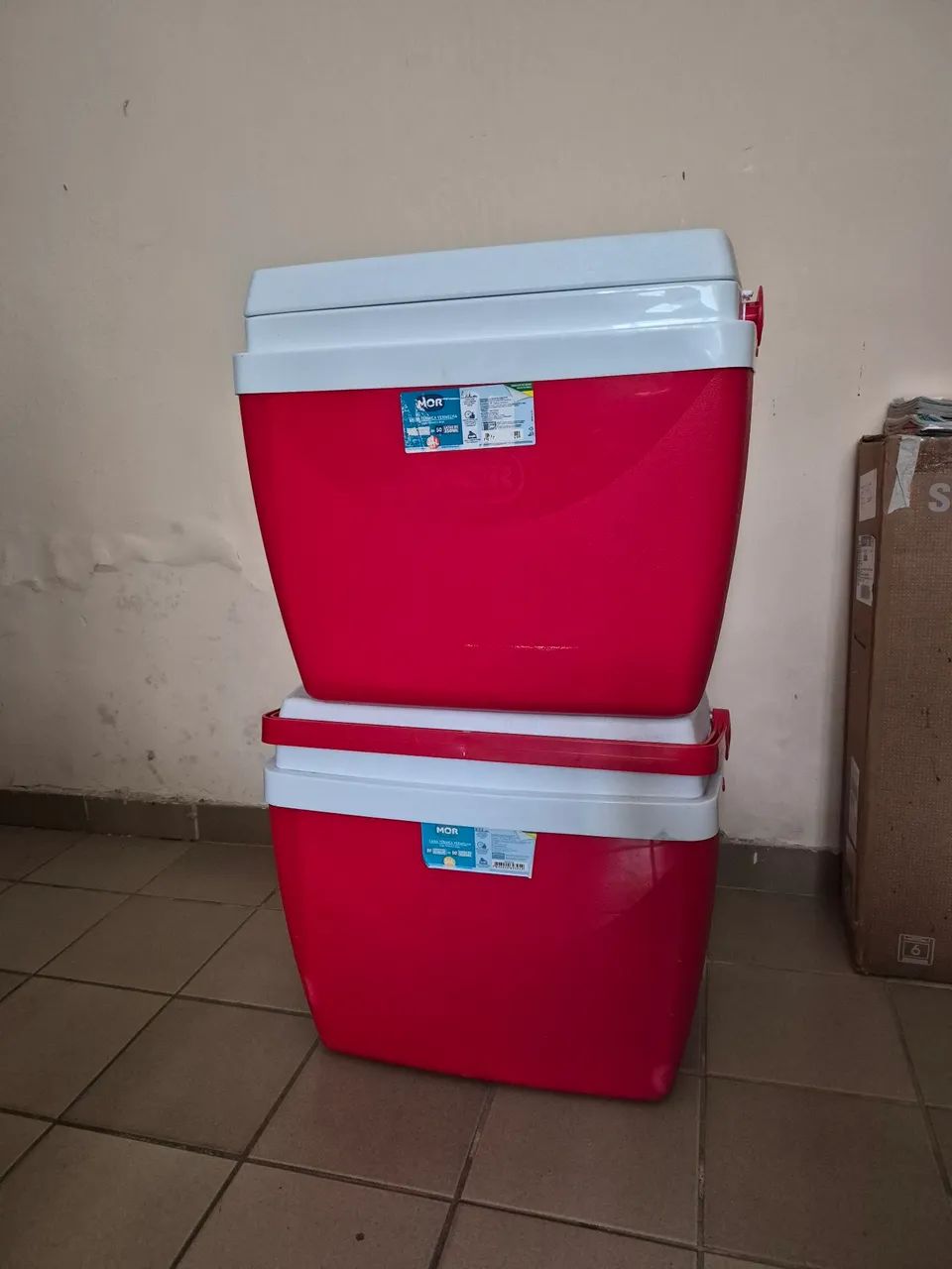 Caixa térmica 34L Seminova 