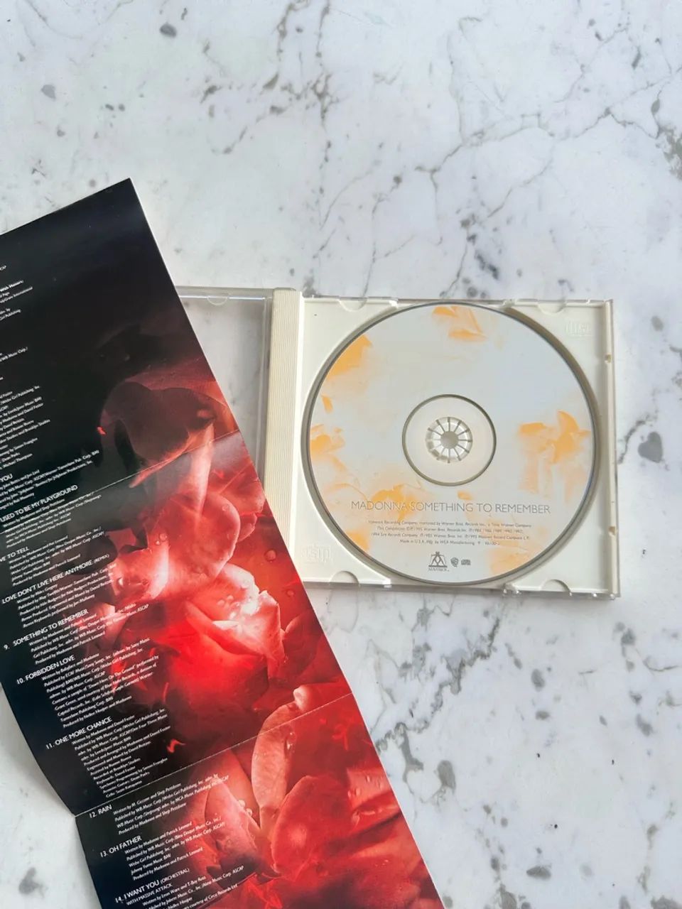 CD importado Madonna Something To Remember - Foto 5