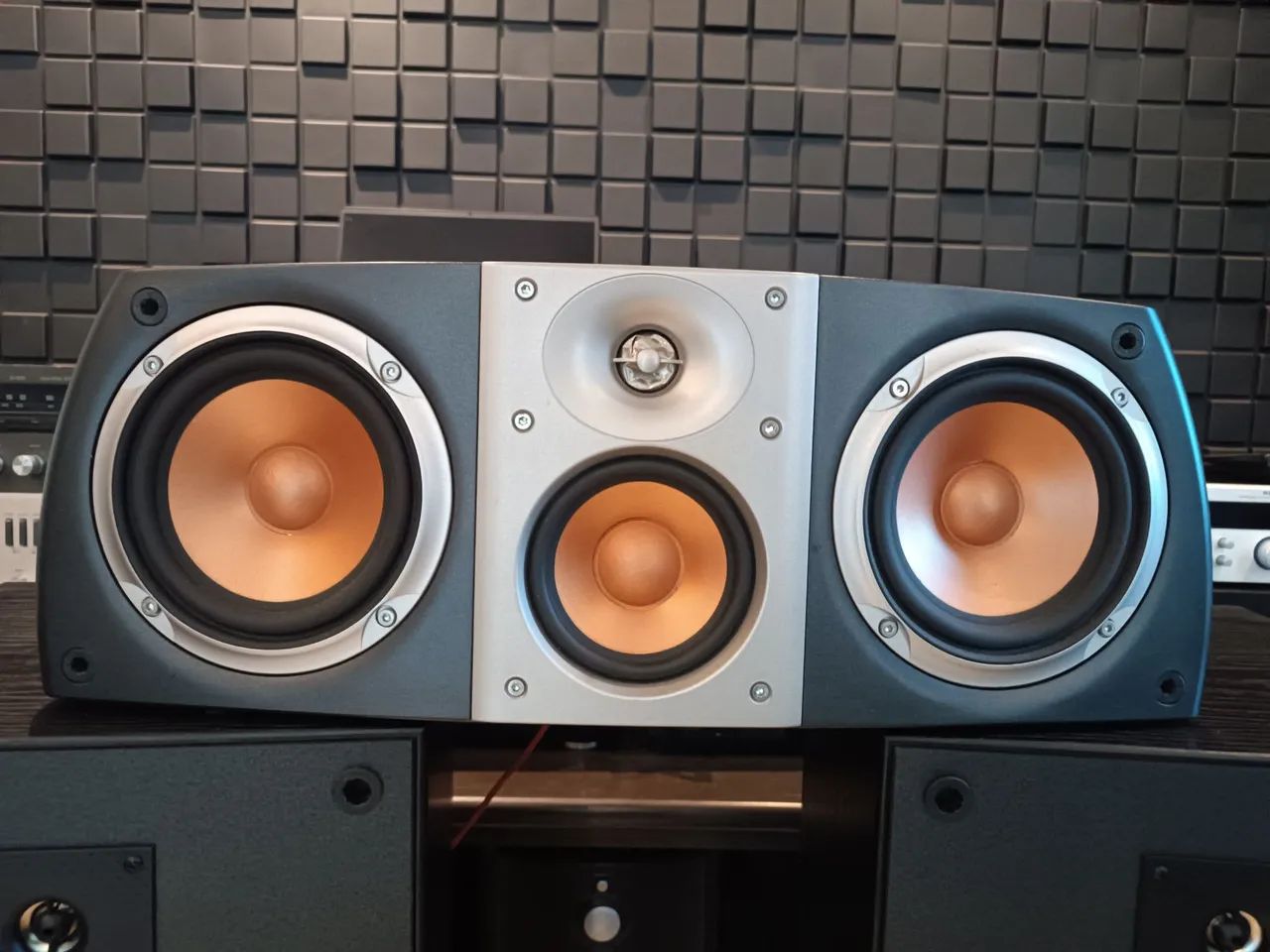 Caixa acústicas Central Studio Series JBL - Foto 2