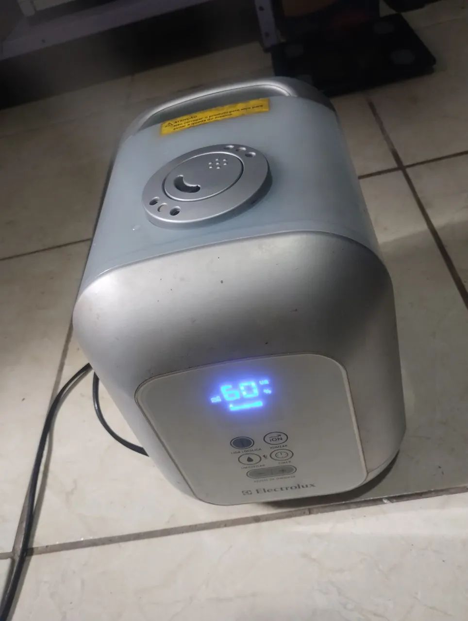 Umidificador Electrolux ( leia) 