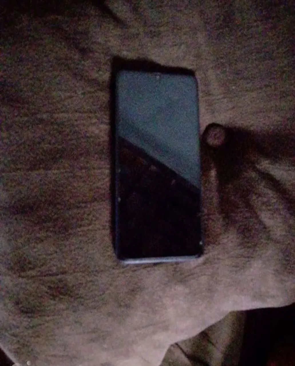 Samsung A06 top