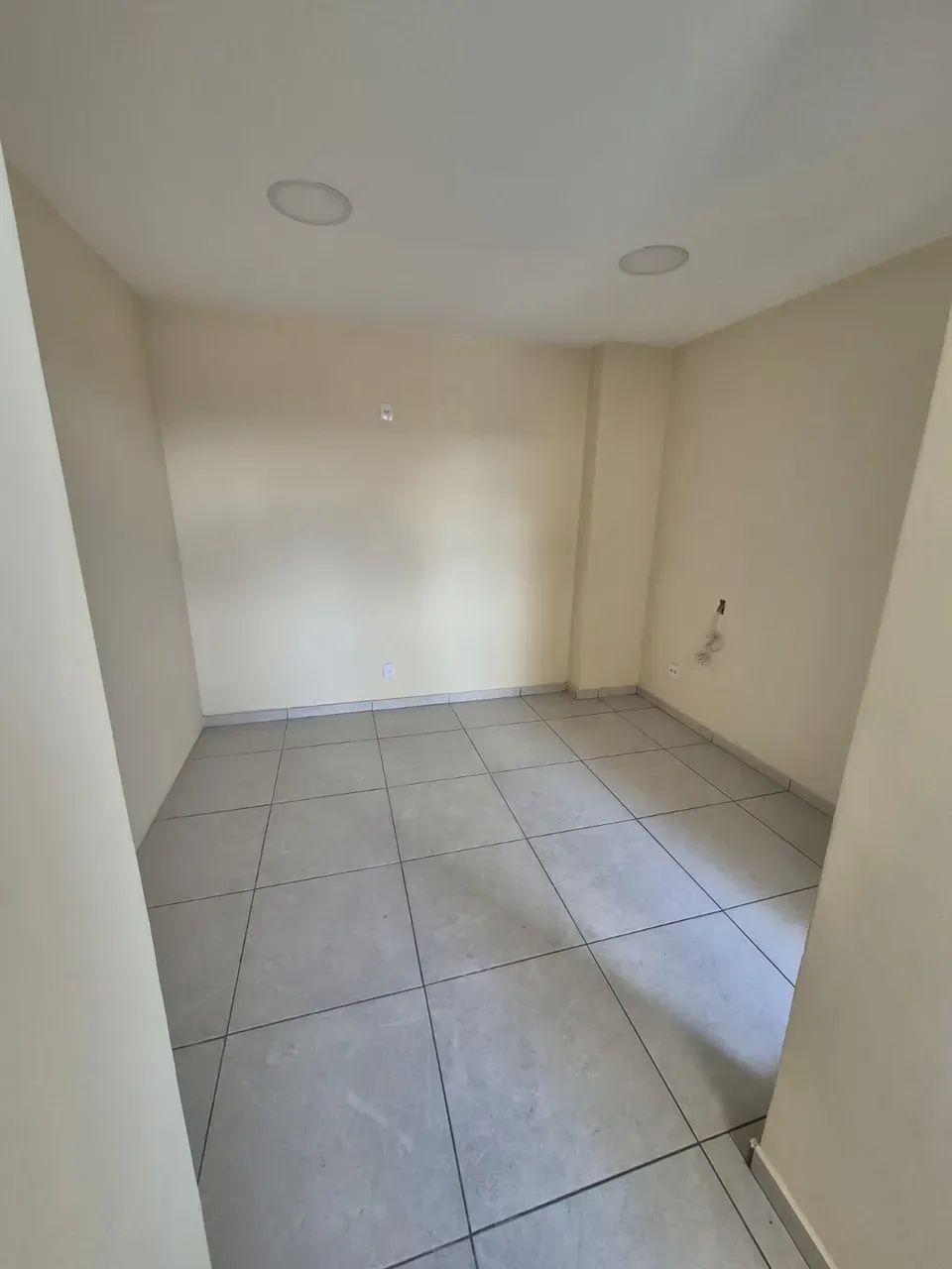 OPORTUNIDADE! Excelente sala comercial no centro de Nilópolis. - Foto 9