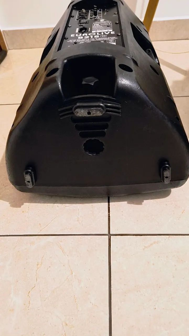 Caixa Ativa Eurolive B215D com Defeito - Foto 4