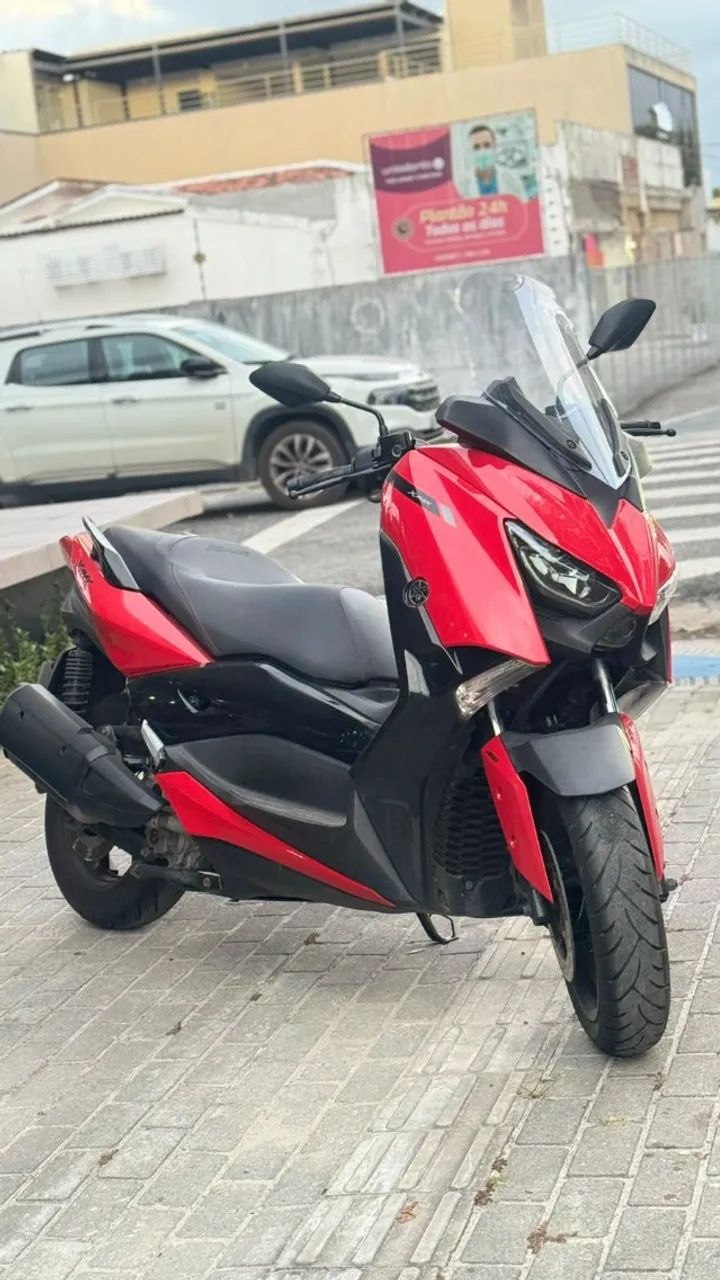 YAMAHA XMAX 250  - Foto 2