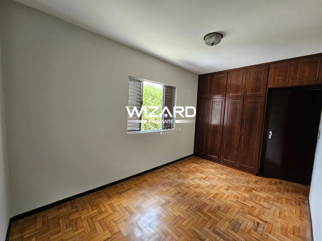 Casa Térrea com Quintal Gramado 2 dormitórios + Salão nos Fundos
