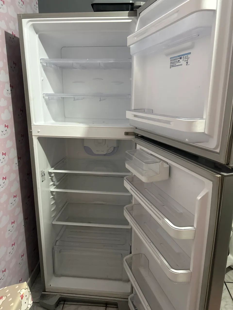 Vendo geladeira inox  - Foto 3