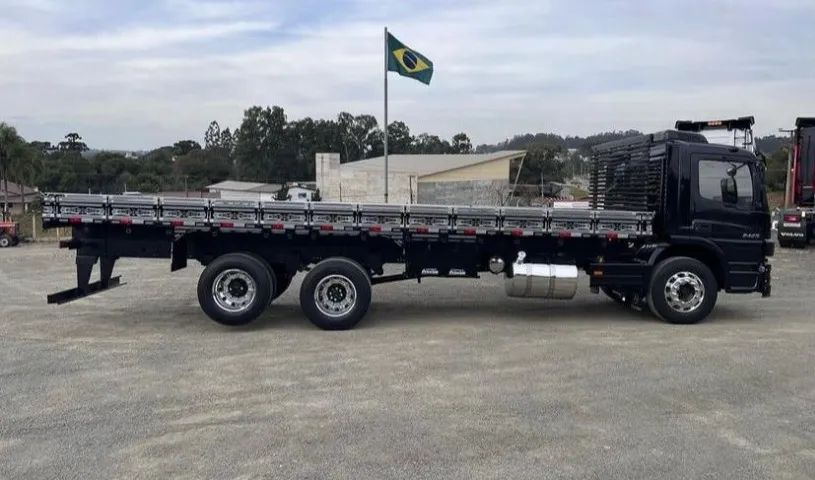 Atego 2425 2011 6x2 unico dono  - Foto 4