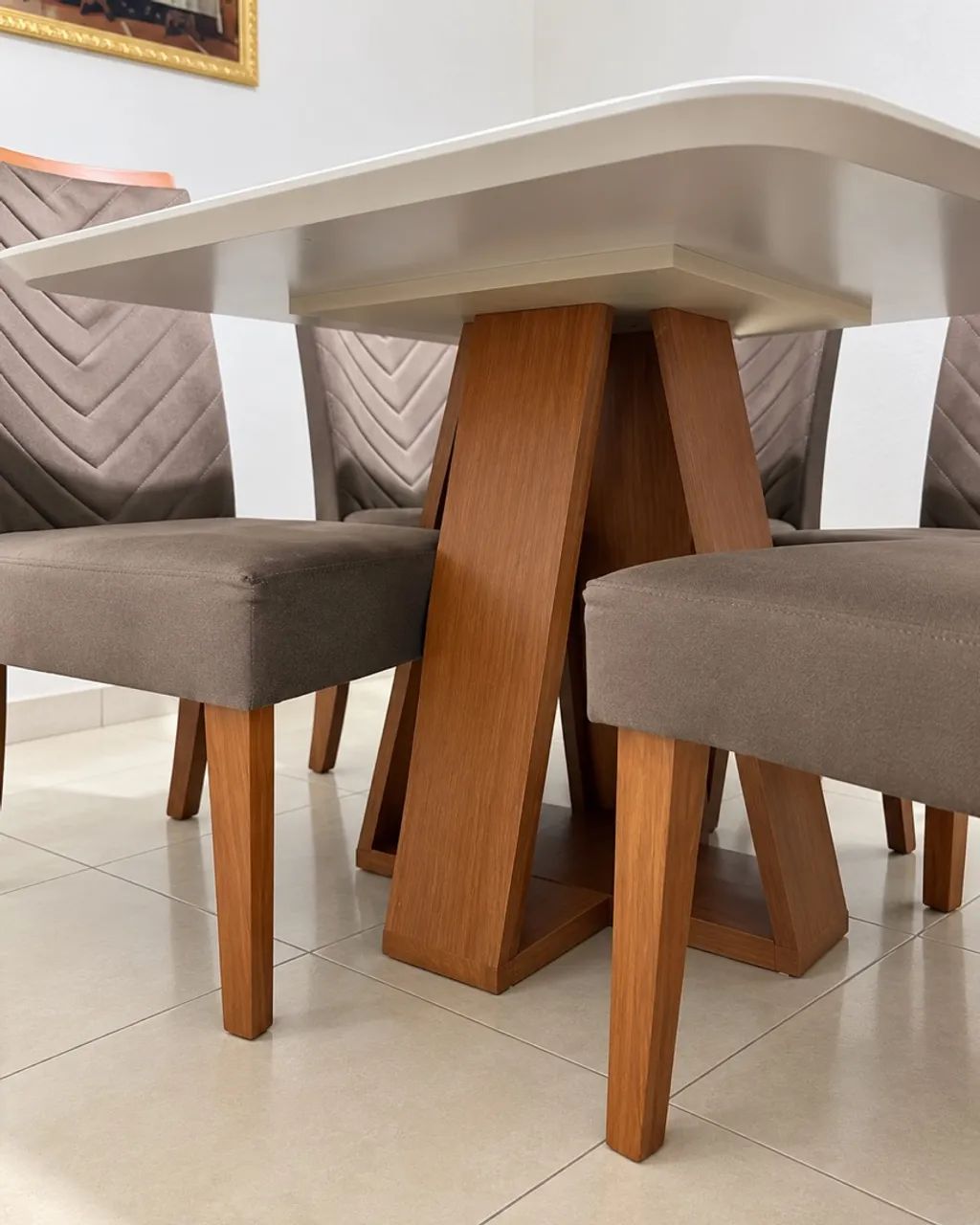Mesa de Jantar com 4 Cadeiras - Tampo de Vidro Branco - Foto 2
