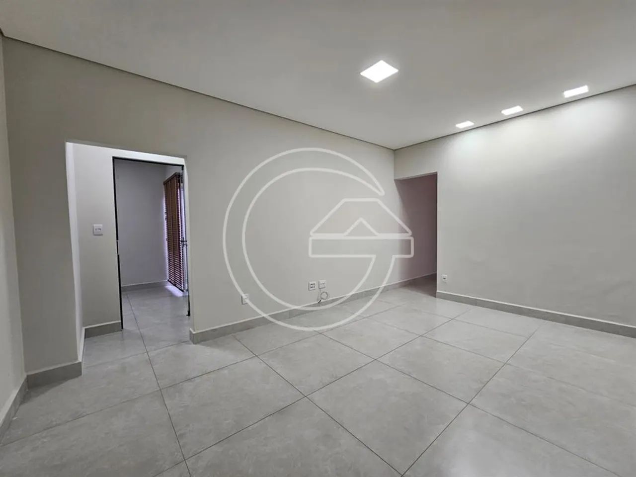 ALUGA-SE Comercial NO CENTRO - MARÍLIA/SP - Foto 3