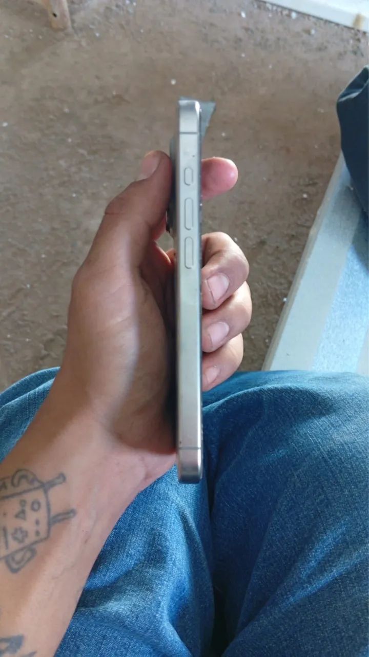 iPhone 15 pro 256 sem detalhes  - Foto 3