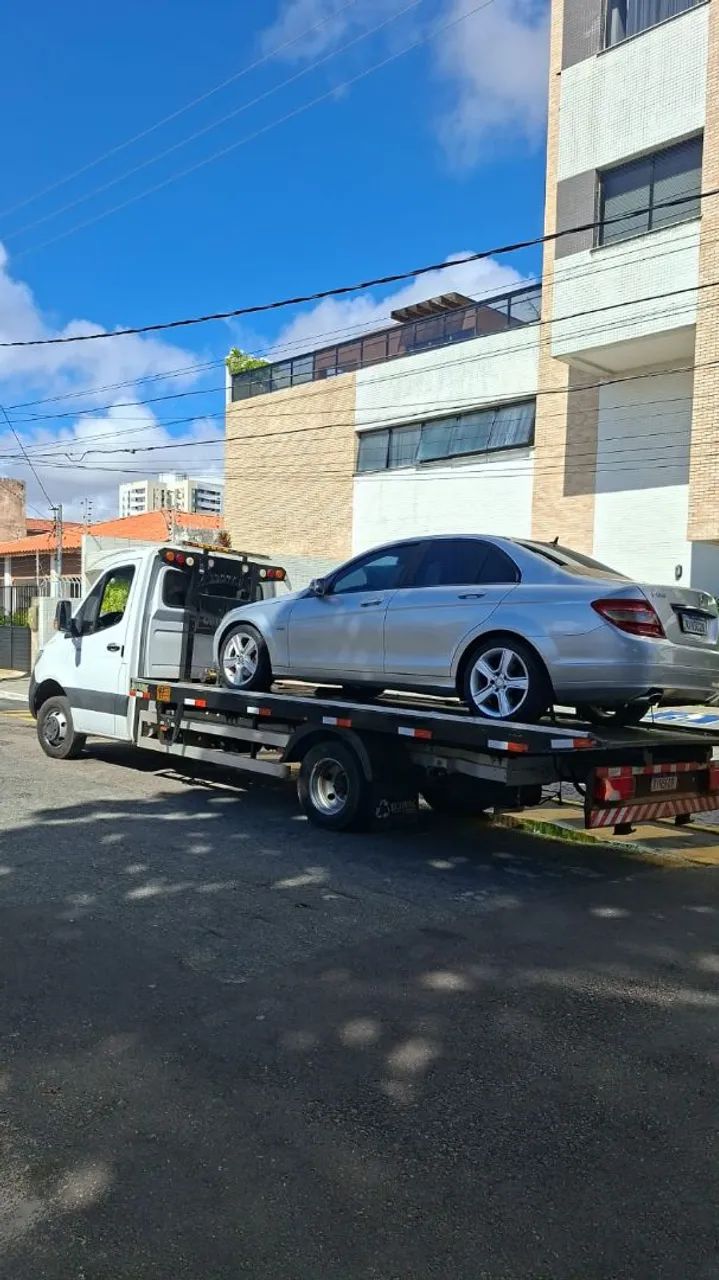 Guincho com n° de tel e CNPJ a 15 anos - Foto 3