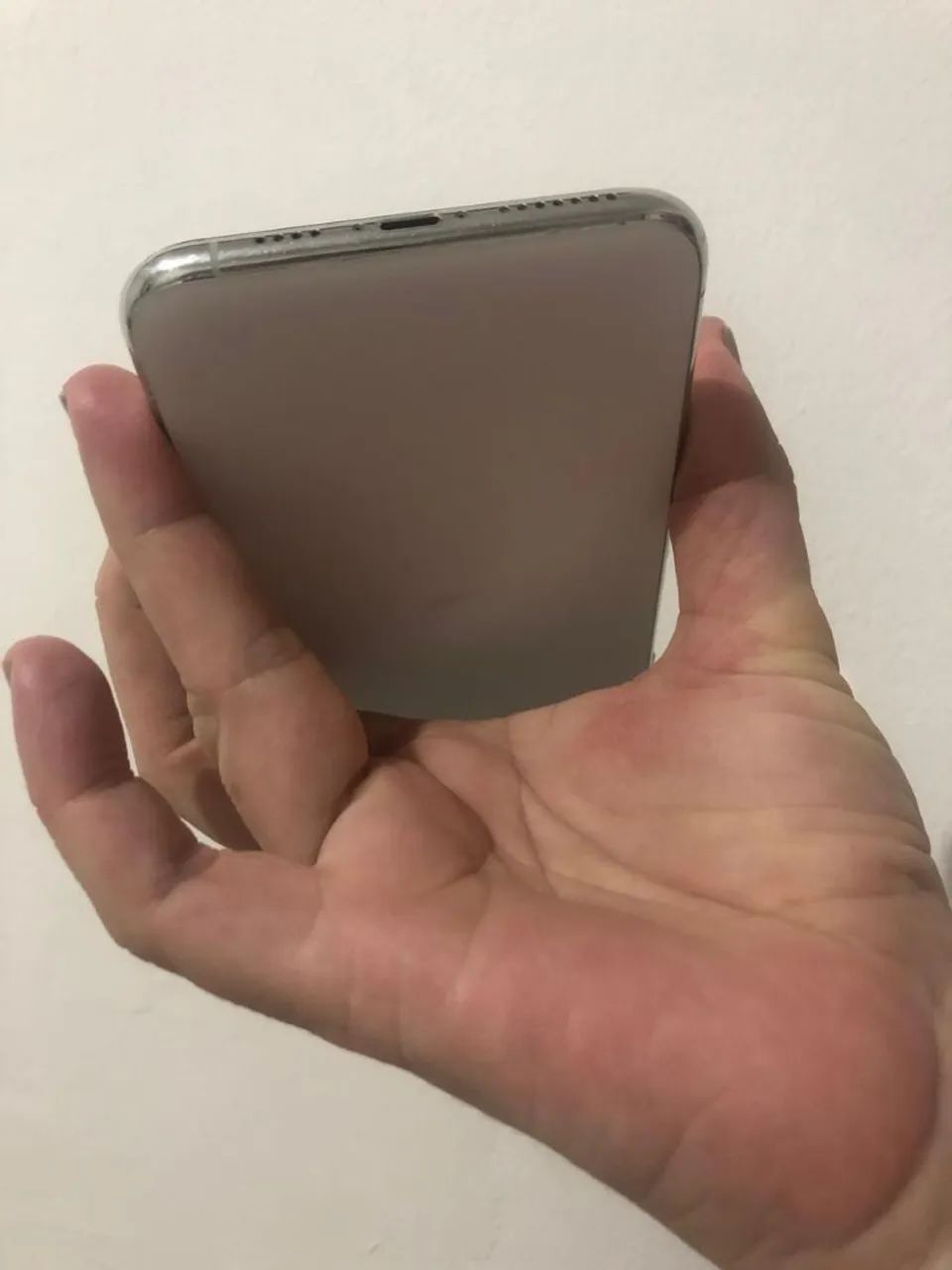 iPhone 11 pro Max 256 com película e Carregador  - Foto 2