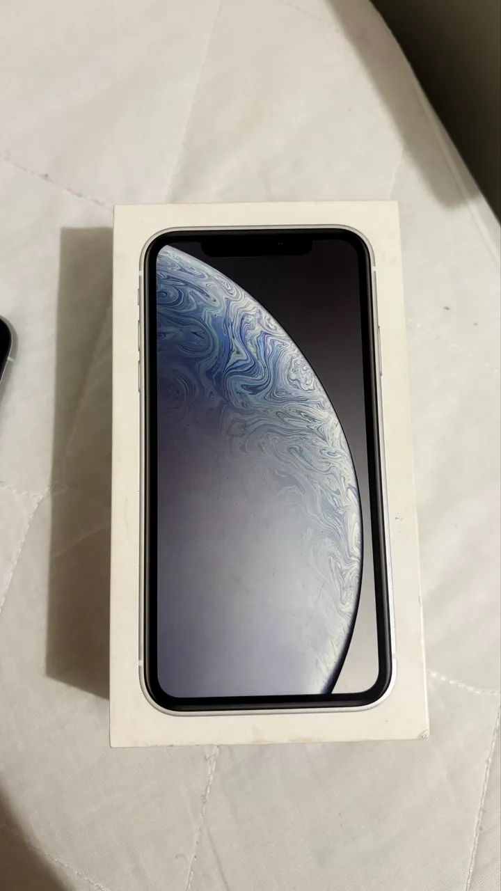 iPhone XR Branco - Usado - Foto 4
