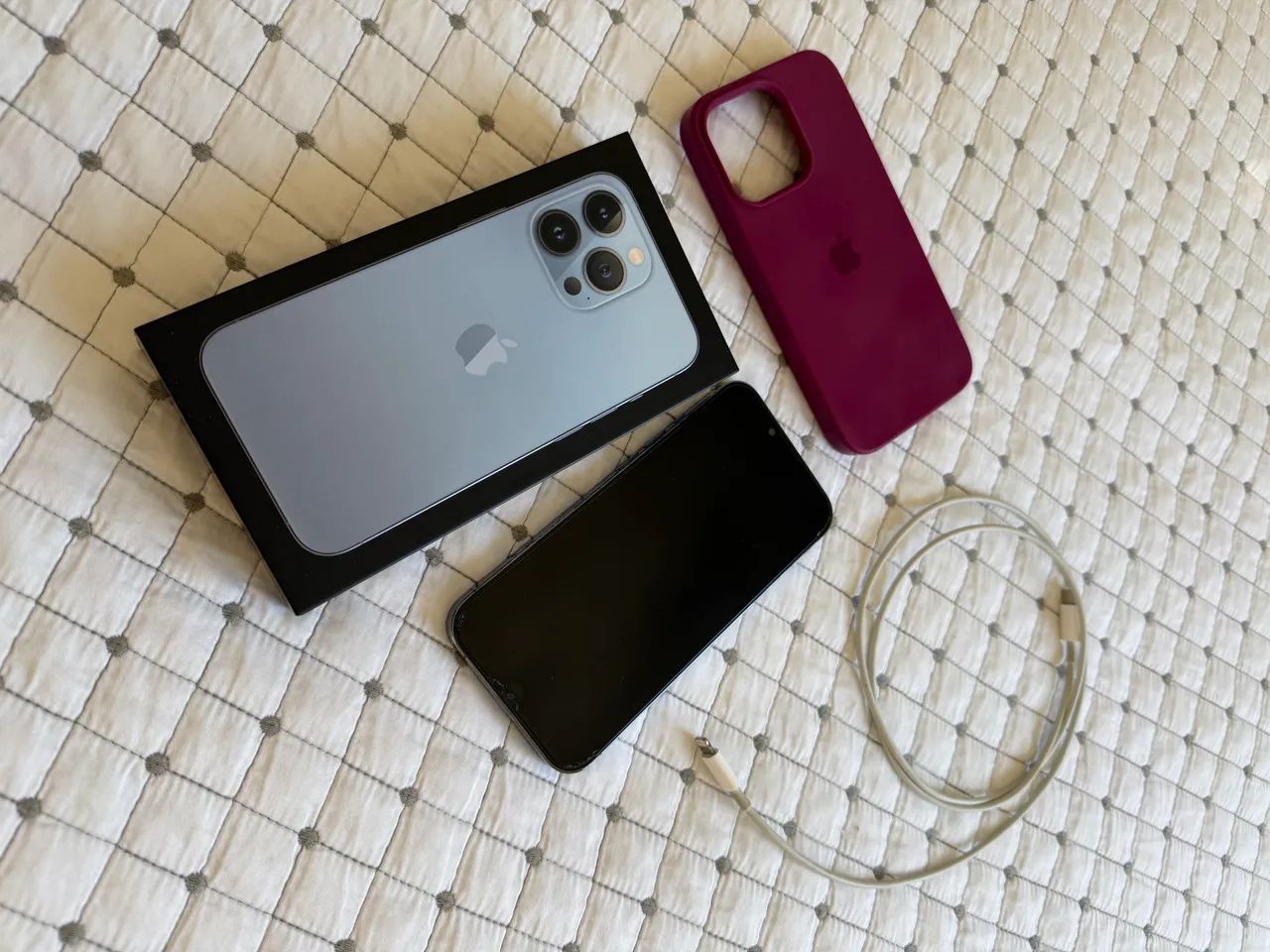 iPhone 13 Pro SEM MARCAS DE USO 256GB - Celulares e Smartphones