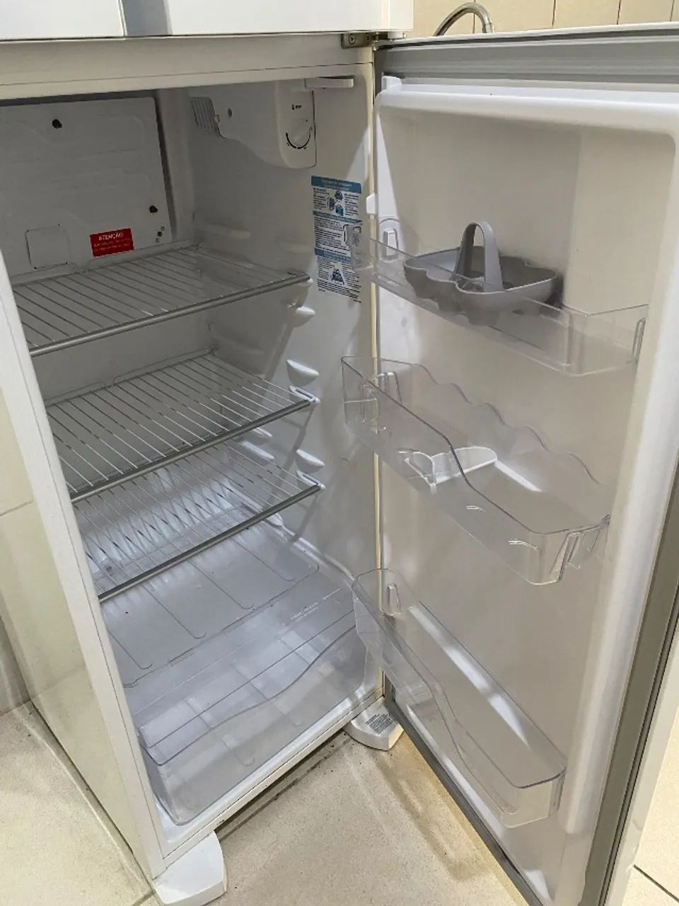 Geladeira Electrolux 220v  - Foto 3