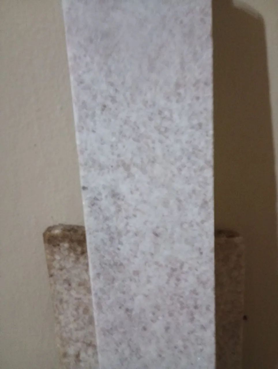 Rodapé em mármore branco rústicos  - Foto 2