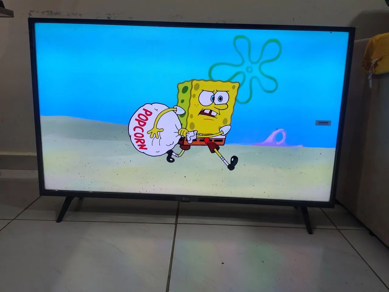 TV SMART LG 4K 43 POLEGADAS  - Foto 2