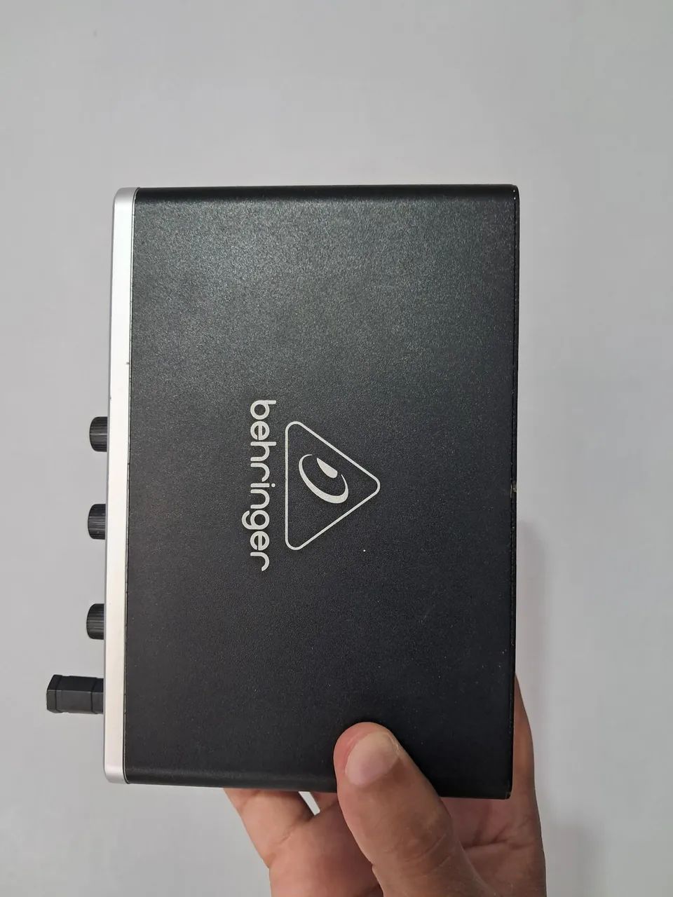  Interface Behringer U-Phoria UMC22  - Foto 2