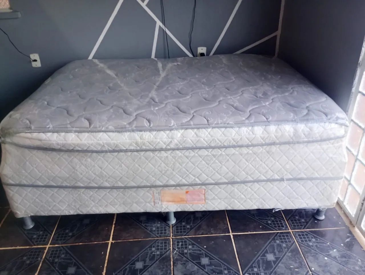 Cama Box Casal De Molas Ensacadas Higienizada  - Foto 3