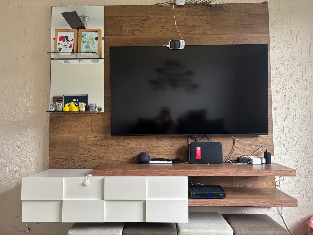 Rack com painel TV