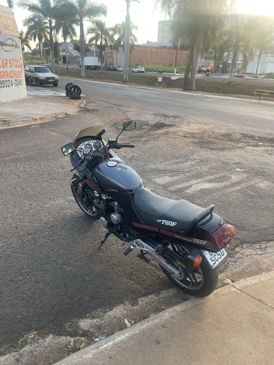 Cbx 750f  - Foto 3