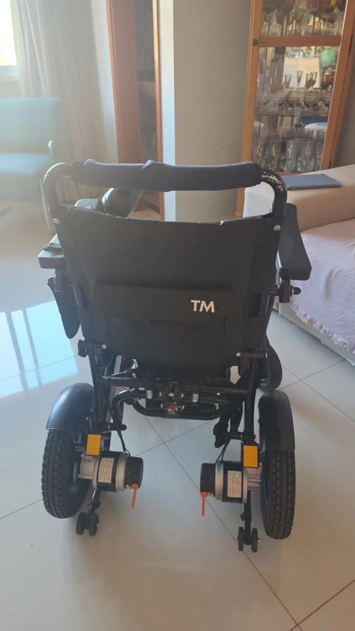 Cadeira de Rodas Motorizada completa. - Foto 4