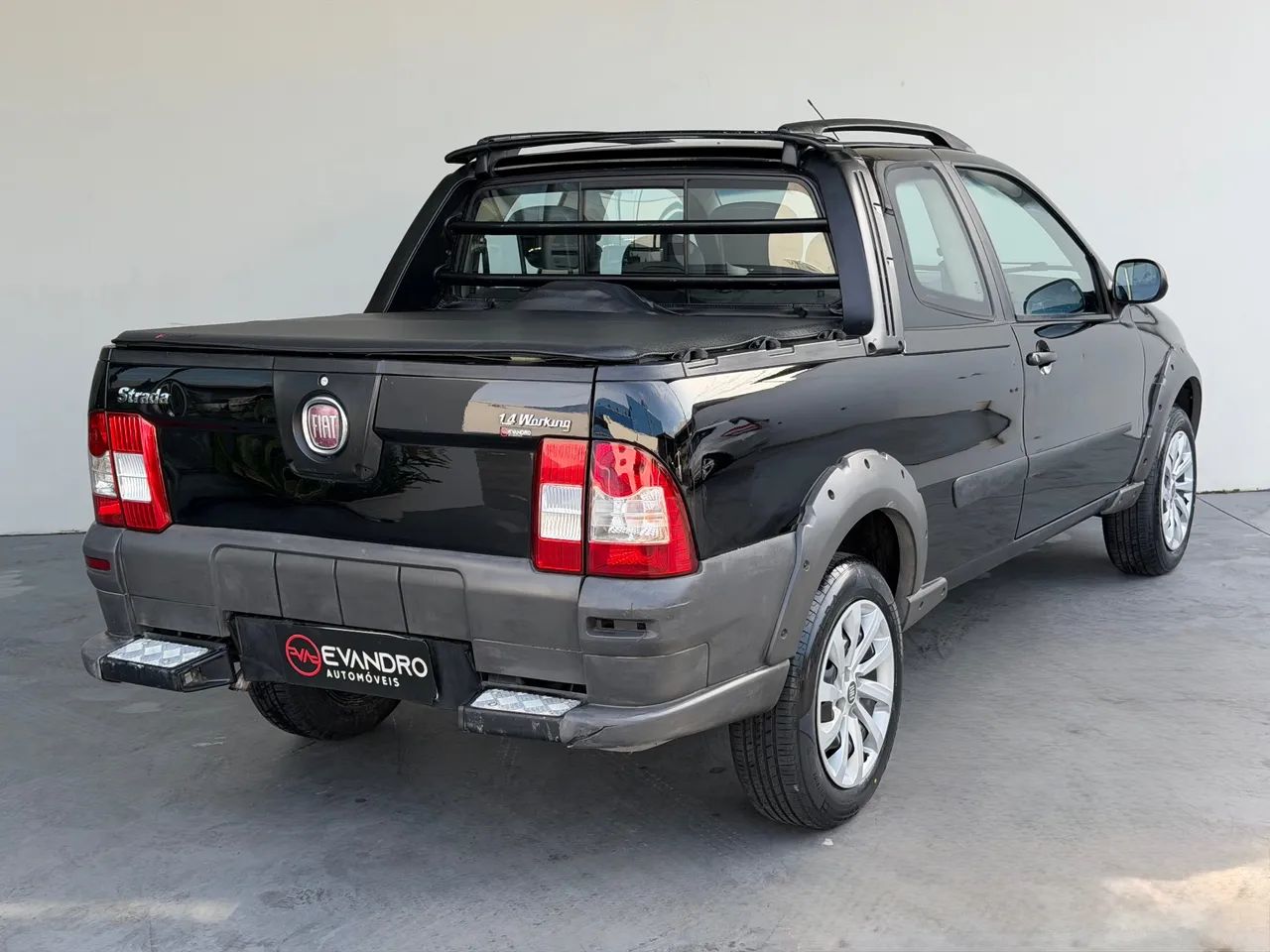 Fiat Strada Working 1.5 MPI 8V CE (álcool) 2012 - Foto 4