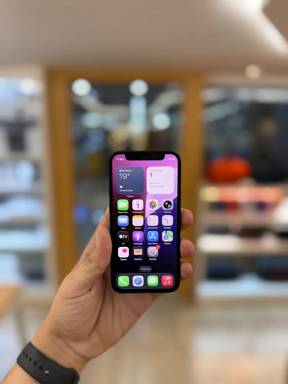 iPhone 12 Mini 64GB Midnight - Bat 76% - Foto 2