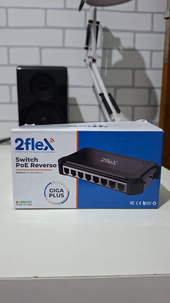 Switch 8 portas Gigabit PoE Reverso