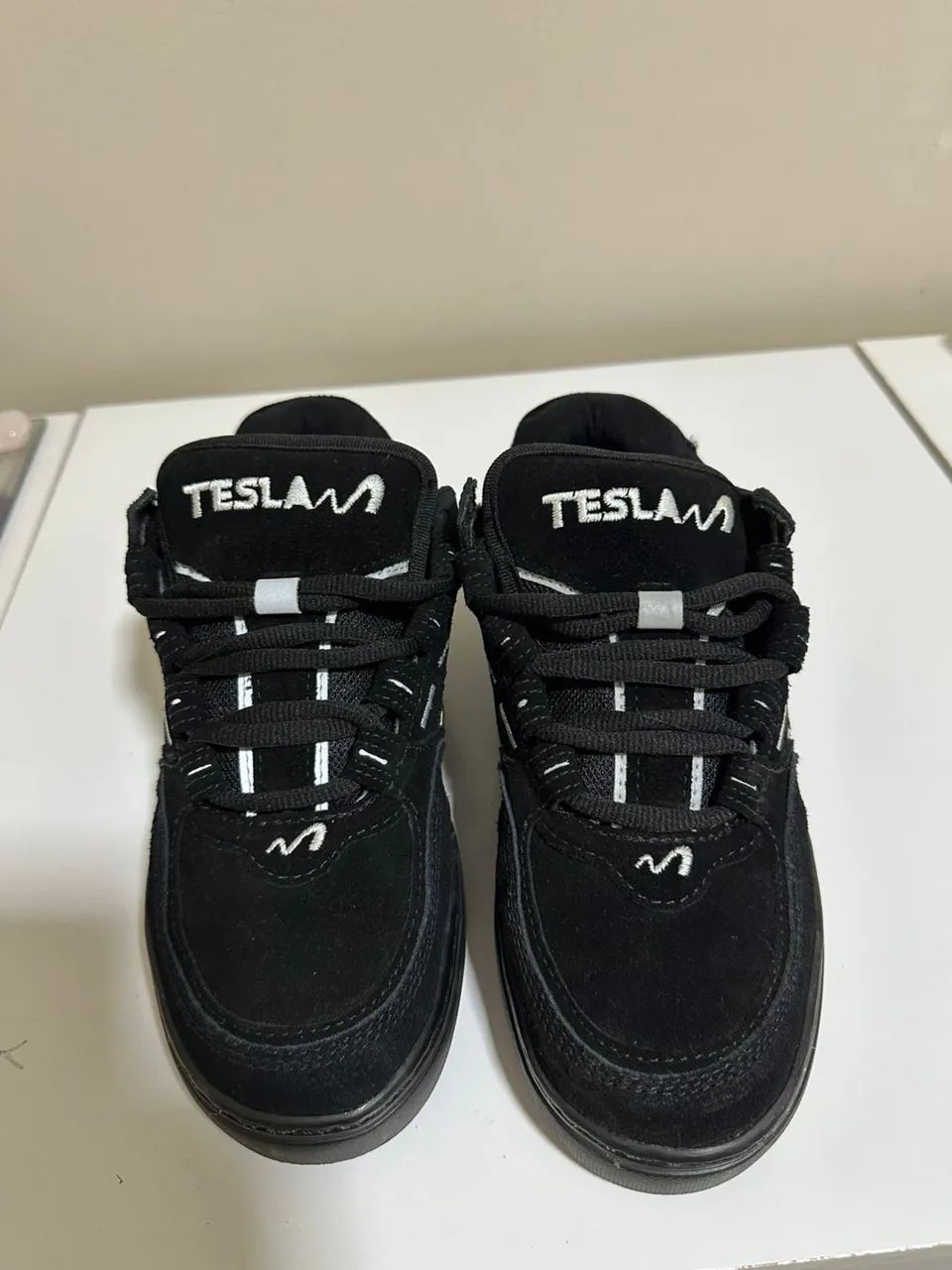 Tênis Tesla - Foto 2