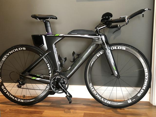 Bicicleta TREK (Bike) TT Carbono Speed Concept