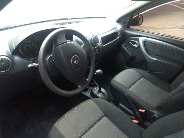 Logan (automático) - Foto 2