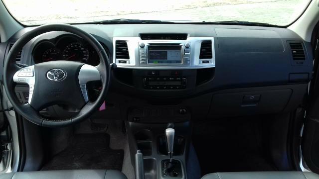 Toyota Hilux SRV 2013 - Foto 9