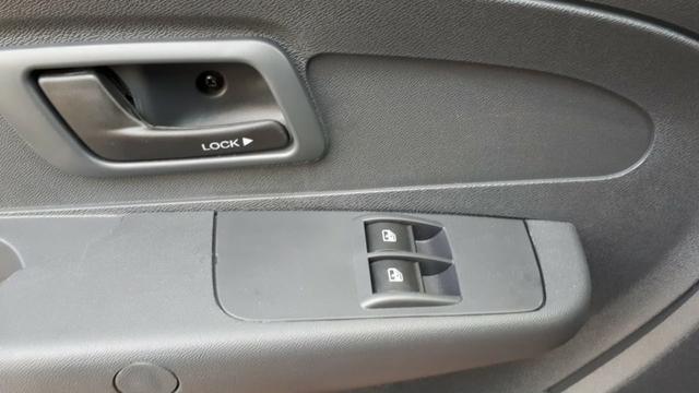 Fiat Strada Hard Working CS Fire Flex 1.4 08 Válvulas 2019 - Foto 6