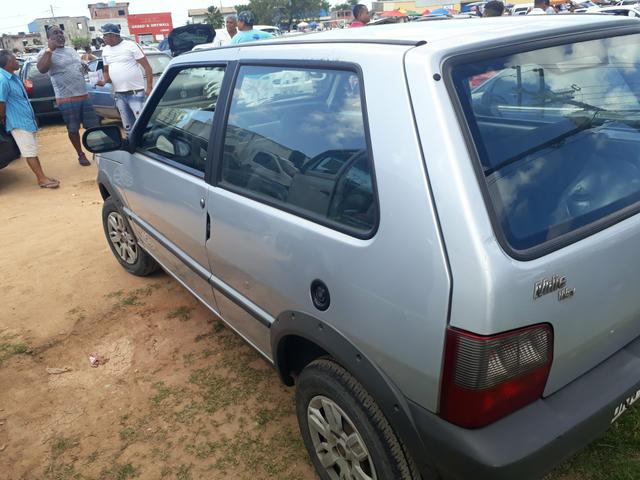 Uno Way 2013 C/Ar 02 portas Prata Conservado - Foto 4