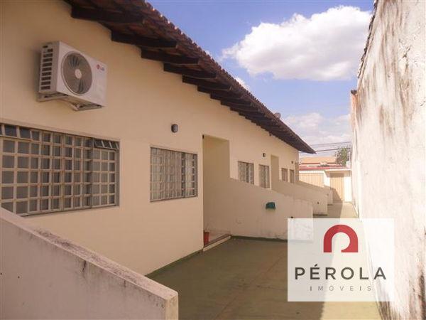 Casa com 2 quartos - Bairro Setor Sudoeste em Goiânia - Foto 2