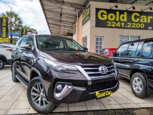 Toyota SW4 SRX 2017-(Padrao Gold Car)