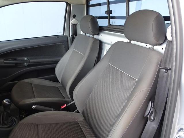Volkswagen Saveiro 1.6 Msi Trendline cs 8v - Foto 6