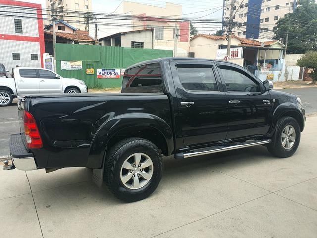Toyota-Hilux - Foto 5