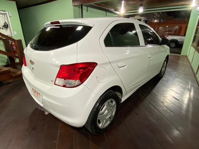 Chevrolet Onix 1.0 LT 2016 - Foto 3
