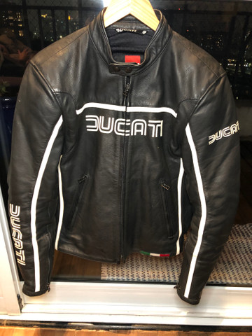 jaqueta ducati dainese