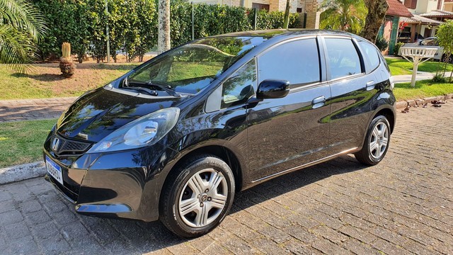 HONDA FIT CX 2014 AUTOMÁTICO FLEX PRETO IMPECÁVEL!