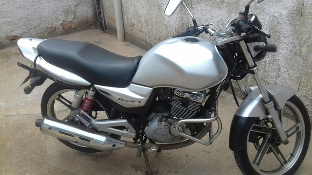 SUZUKI GSR 150I