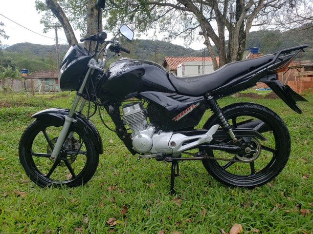 TITAN 150 EX