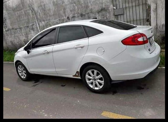 FORD FIESTA NEW SEDAN